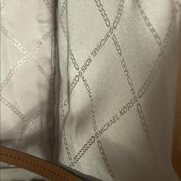 ❌SOLD❌Michael kors medium size backpack - Picture 6 of 6